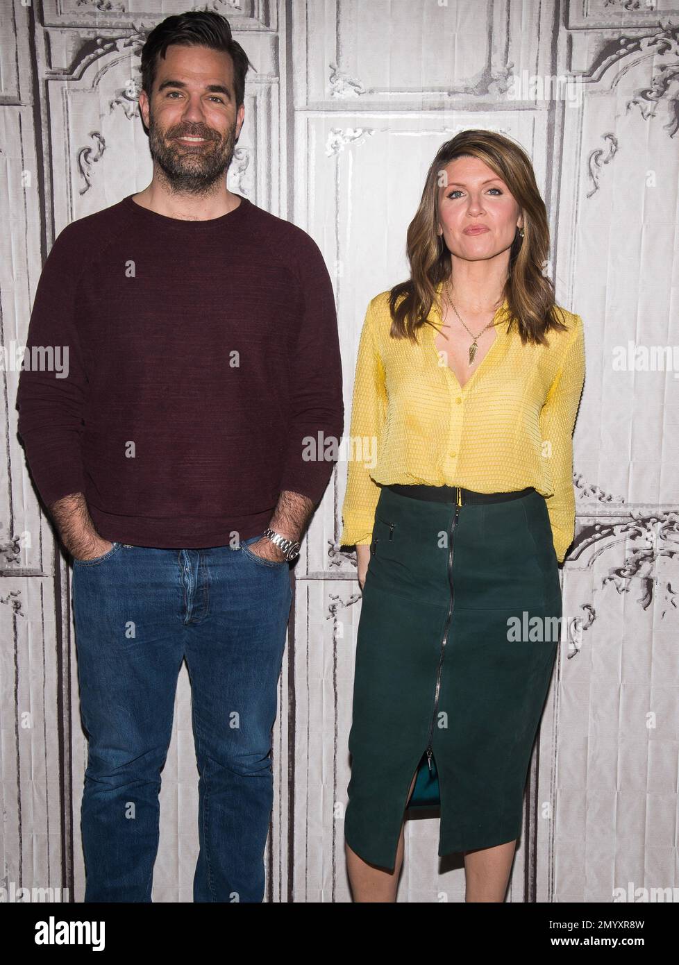 Rob Delaney and Sharon Horgan participate in AOL's BUILD speaker series to discuss season 2 of their comedy series “Catastrophe” at AOL Studios on Wednesday, April 6, 2016, in New York. (Photo by Charles Sykes/Invision/AP) Stockfoto