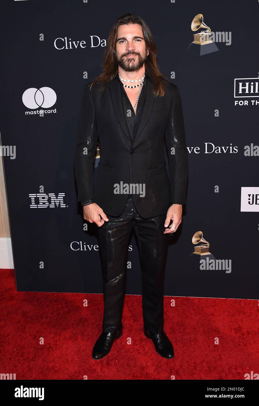 Beverly Hills, USA. 4. Februar 2023 Juanes kommt zur 2023 Pre-GRAMMY Gala, die am 4. Februar 2023 im Beverly Hilton Hotel in Beverly Hills, Kalifornien, stattfindet. © Lisa OConnor/AFF-USA.com Kredit: AFF/Alamy Live News Stockfoto