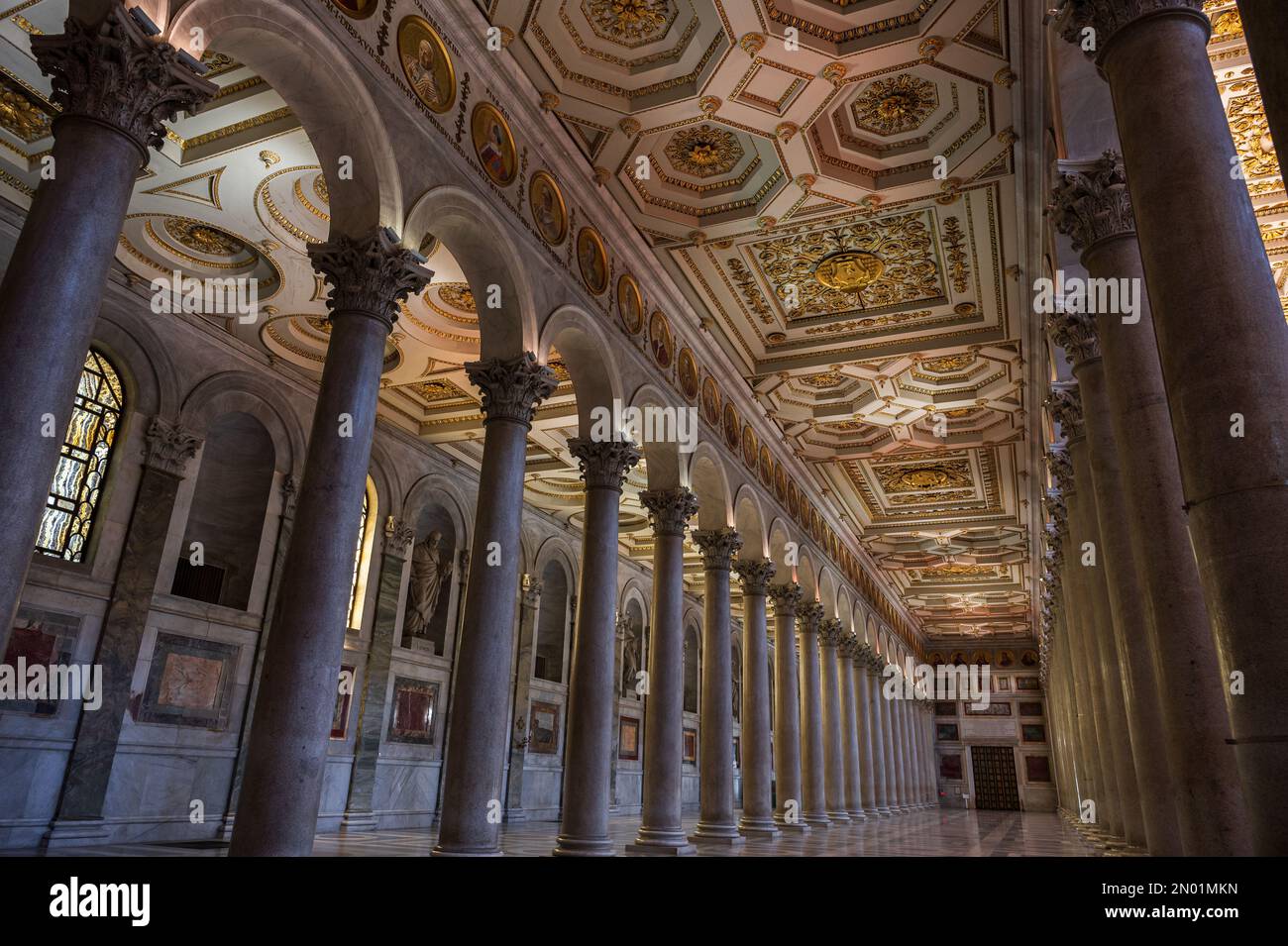Die päpstliche Basilika St. Paul vor den Mauern ist eine der vier