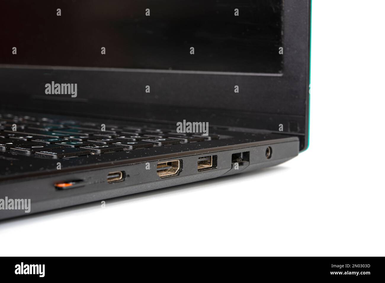Laptop-pc-Anschlüsse isolierte usb-Geräteverbindung Stockfoto