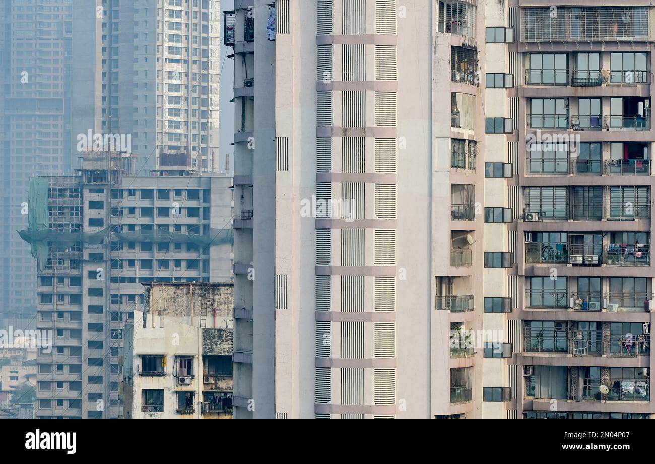 INDIEN, Mumbai, Wolkenkratzer im Vorort Goregoan/INDIEN, Mumbai, Stadtteil Goregoan, Hochhaeuser und Apartments Stockfoto