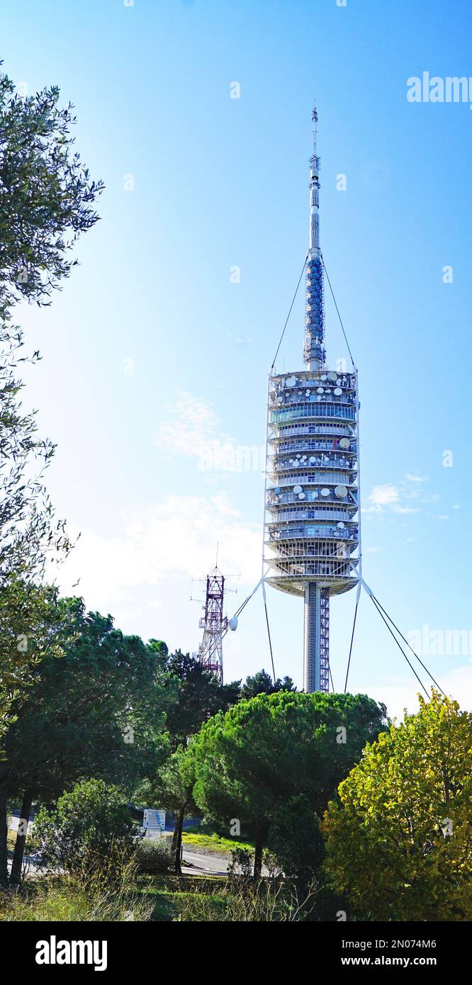 Telekommunikationsturm im Naturpark Collserola, Barcelona, Katalonien, Spanien, Europa Stockfoto