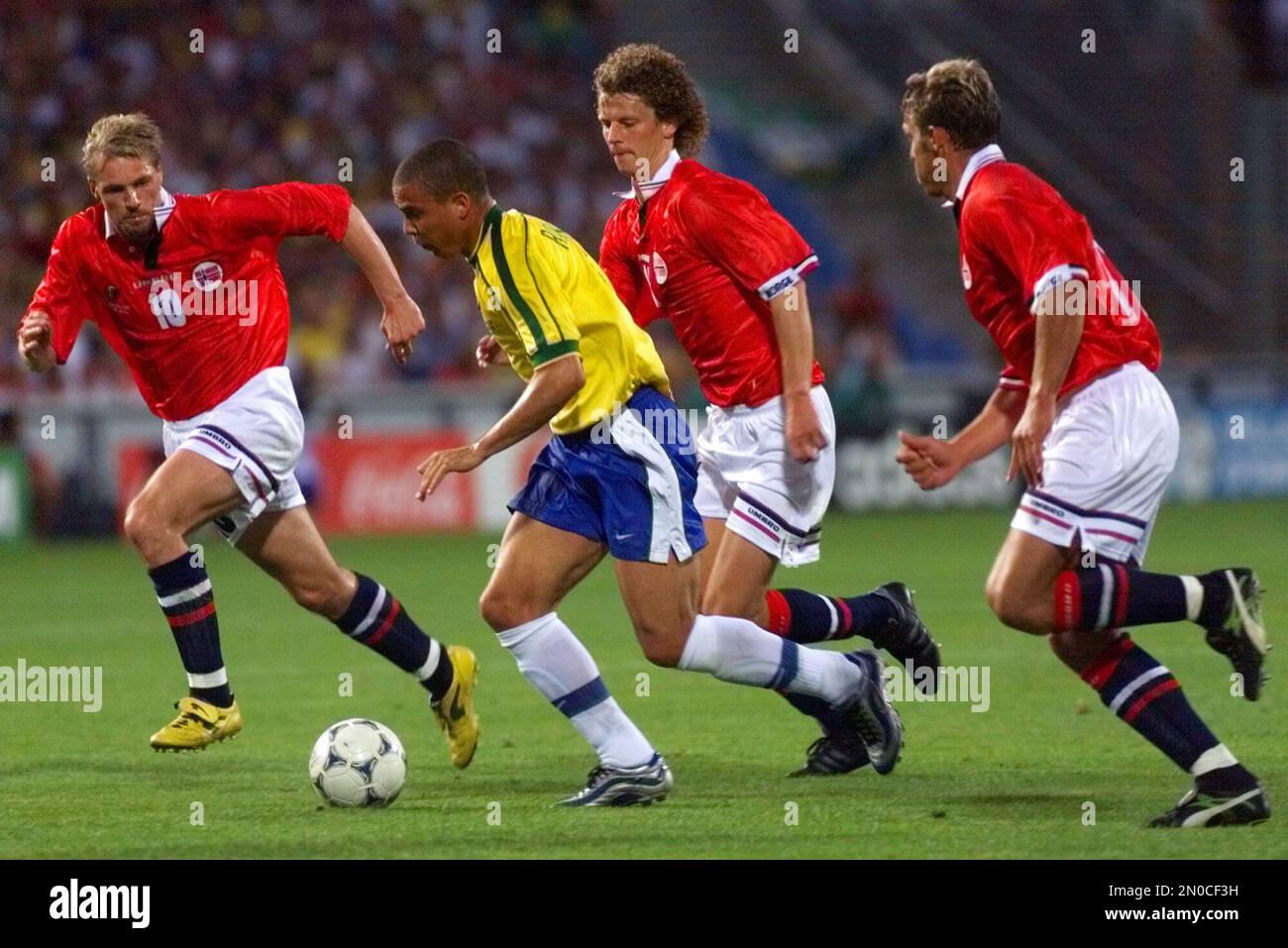 Tactical Approaches in International Play