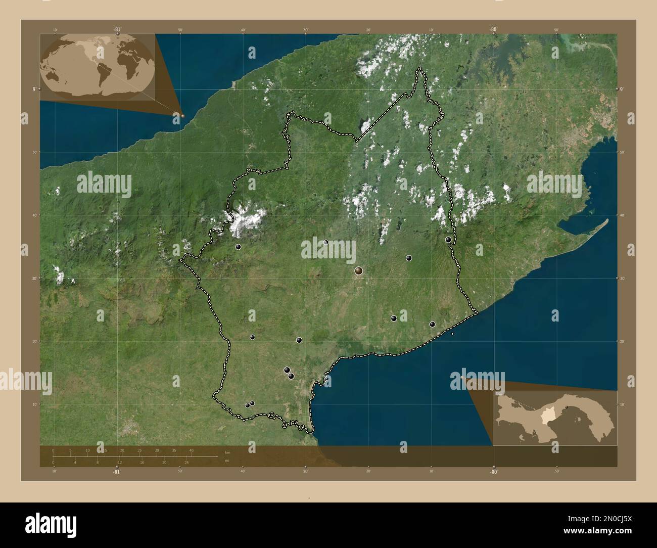 Cocle, Provinz Panama. Satellitenkarte mit niedriger Auflösung. Standorte der wichtigsten Städte der Region. Eckkarten für zusätzliche Standorte Stockfoto