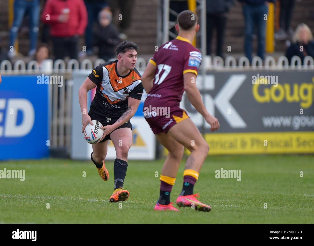 Castleford, Großbritannien. 05. Februar 2023. Cain Robb von Castleford Tigers Nathan Massey Testimonial, Castleford Tigers gegen Huddersfield Giants im MEND-A-Hose Jungle, Castleford West Yorkshire, Großbritannien am 5. Februar 2023 Fotokredit Craig Cresswell Fotografie Credit: Craig Cresswell/Alamy Live News Credit: Craig Cresswell/Alamy Live News Stockfoto