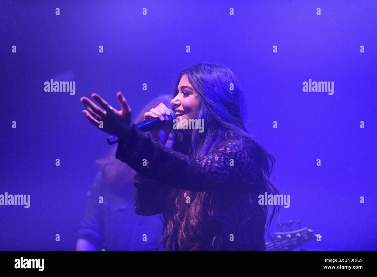 München, Deutschland. 04. Februar 2023. Ambre Vourvahis (Gesang) aus Xandria während The Wonders wartet noch auf die Album-Veröffentlichung 2022 in Backstage, München. (Foto: Sven Beyrich/Sports Press Photo/C - FRIST VON EINER STUNDE - FTP NUR AKTIVIEREN, WENN BILDER WENIGER ALS EINE STUNDE ALT sind - Alamy) Guthaben: SPP Sport Press Photo. Alamy Live News Stockfoto
