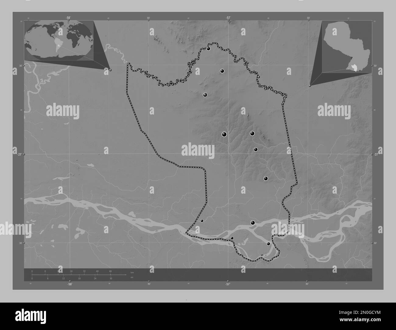 Misiones, Departement Paraguay. Grauskala-Höhenkarte mit Seen und Flüssen. Standorte der wichtigsten Städte der Region. Lage der Zusatzgeräte an der Ecke ma Stockfoto