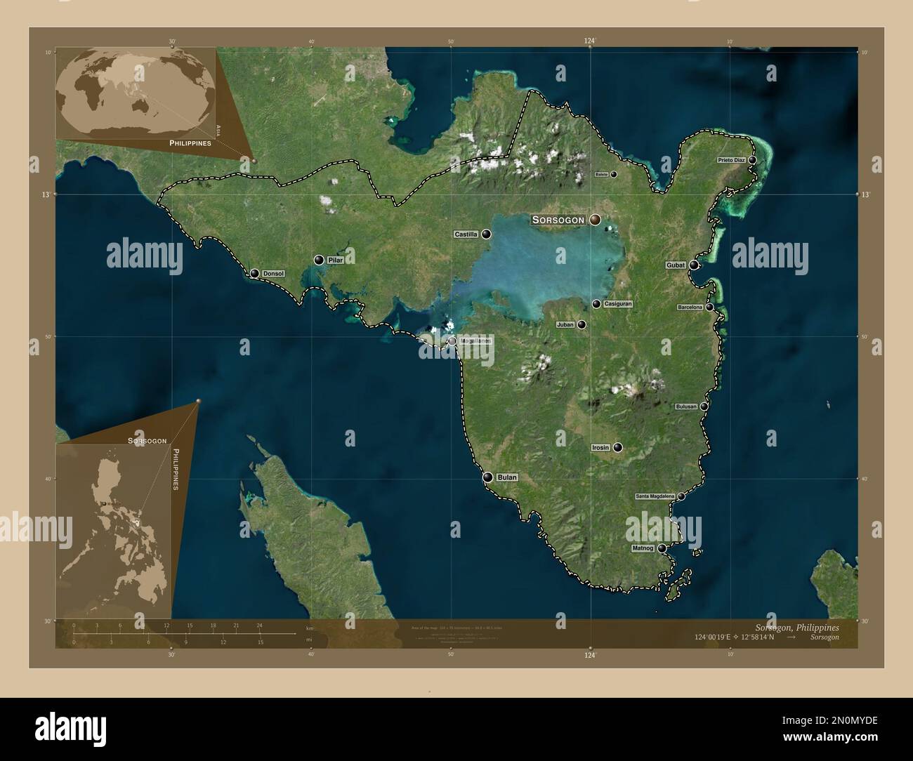 Sorsogon, Provinz der Philippinen. Satellitenkarte mit niedriger Auflösung. Standorte und Namen der wichtigsten Städte der Region. Eckkarten für zusätzliche Standorte Stockfoto