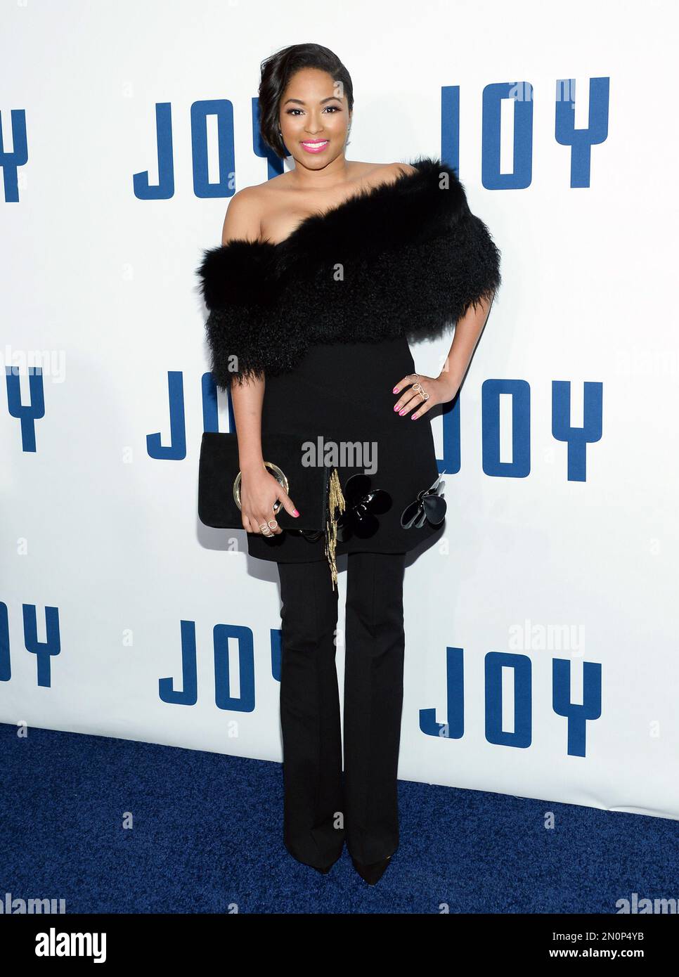 Alicia Quarles attends the world premiere of "Joy" at the Ziegfeld Theatre on Sunday, Dec. 13, 2015, in New York. (Photo by Evan Agostini/Invision/AP) Stockfoto
