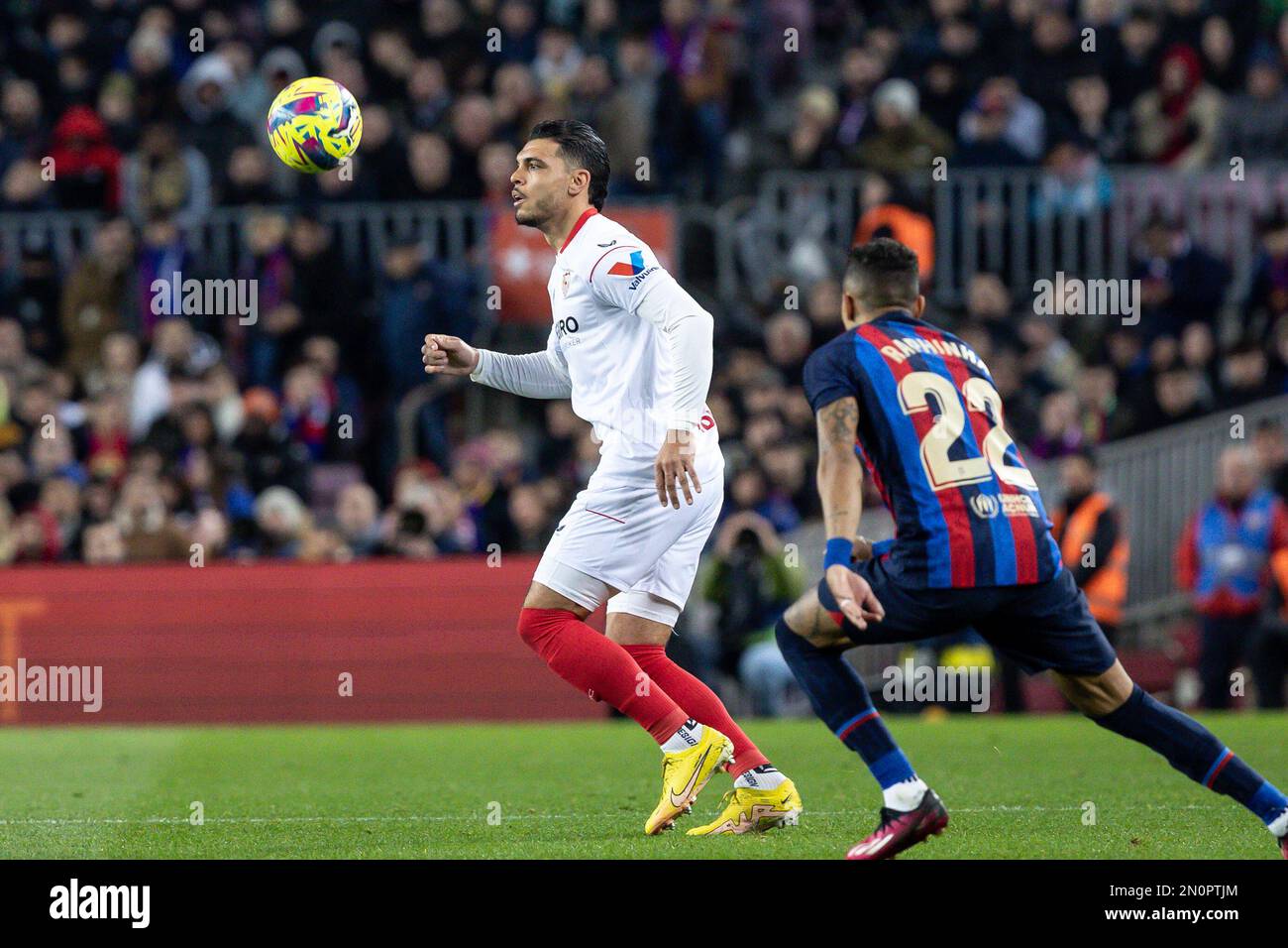 Karim Rekik vom FC Sevilla während des Liga-Spiels zwischen dem FC Barcelona und dem FC Sevilla im Spotify Camp Nou in Barcelona, Spanien. Stockfoto