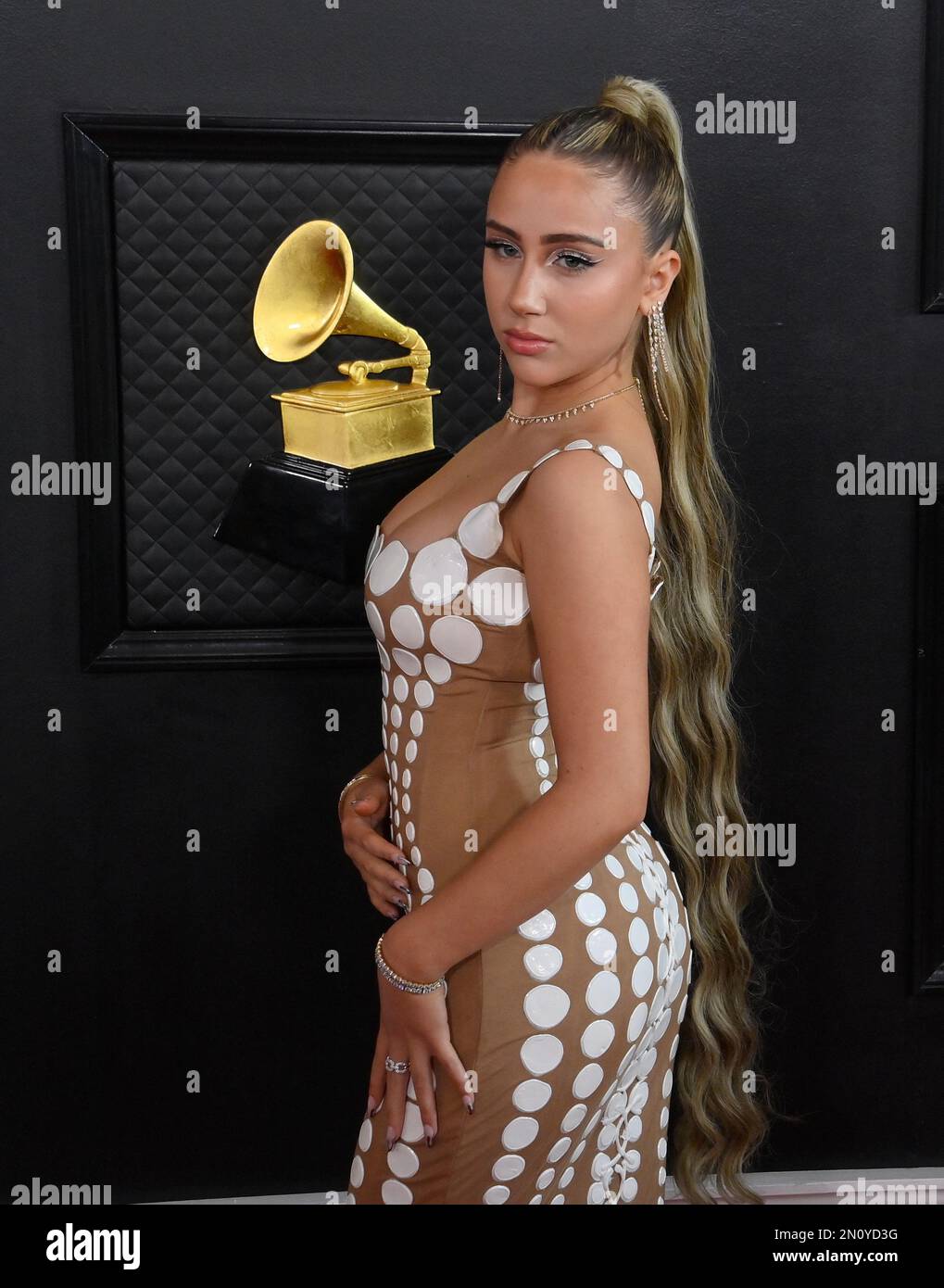 Los Angeles, Usa. 05. Februar 2023. AVA Kolker nimmt am Sonntag, den 5. Februar 2023, an den Grammy Awards 65. in der Crypto.com Arena in Los Angeles Teil. Foto: Jim Ruymen/UPI Credit: UPI/Alamy Live News Stockfoto