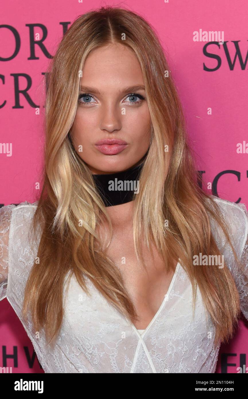 Model Romee Strijd attends the 2015 Victoria's Secret Fashion Show After Party at Tao on Tuesday, Nov. 10, 2015, in New York. The Victoria's Secret Fashion Show will air on CBS on Tuesday, December 8th at 10pm EST. (Photo by Scott Roth/Invision/AP) Stockfoto