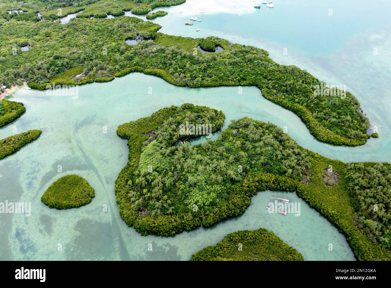 Luftaufnahme, Bucht am Grand Port, il aux Cerfs mit Buchten Sandbänke und Wassersport, Flacq, Mauritius, Afrika Stockfoto