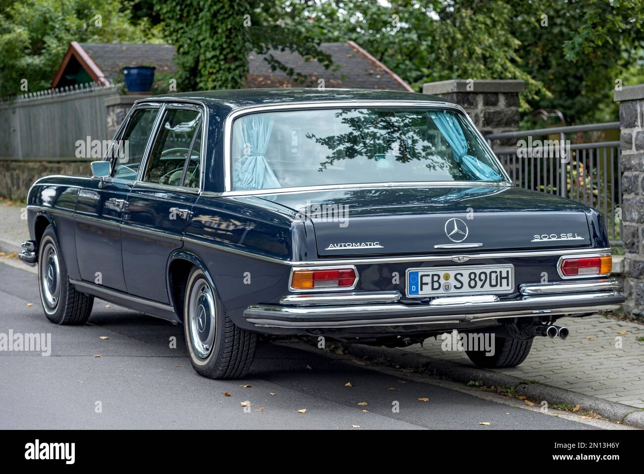 Oldtimer Mercedes-Benz 300 SEL Automatik, Limousine, Baujahr 1967 bis 1972, Gedern, Vogelsberg, Hessen, Deutschland, Europa Stockfoto