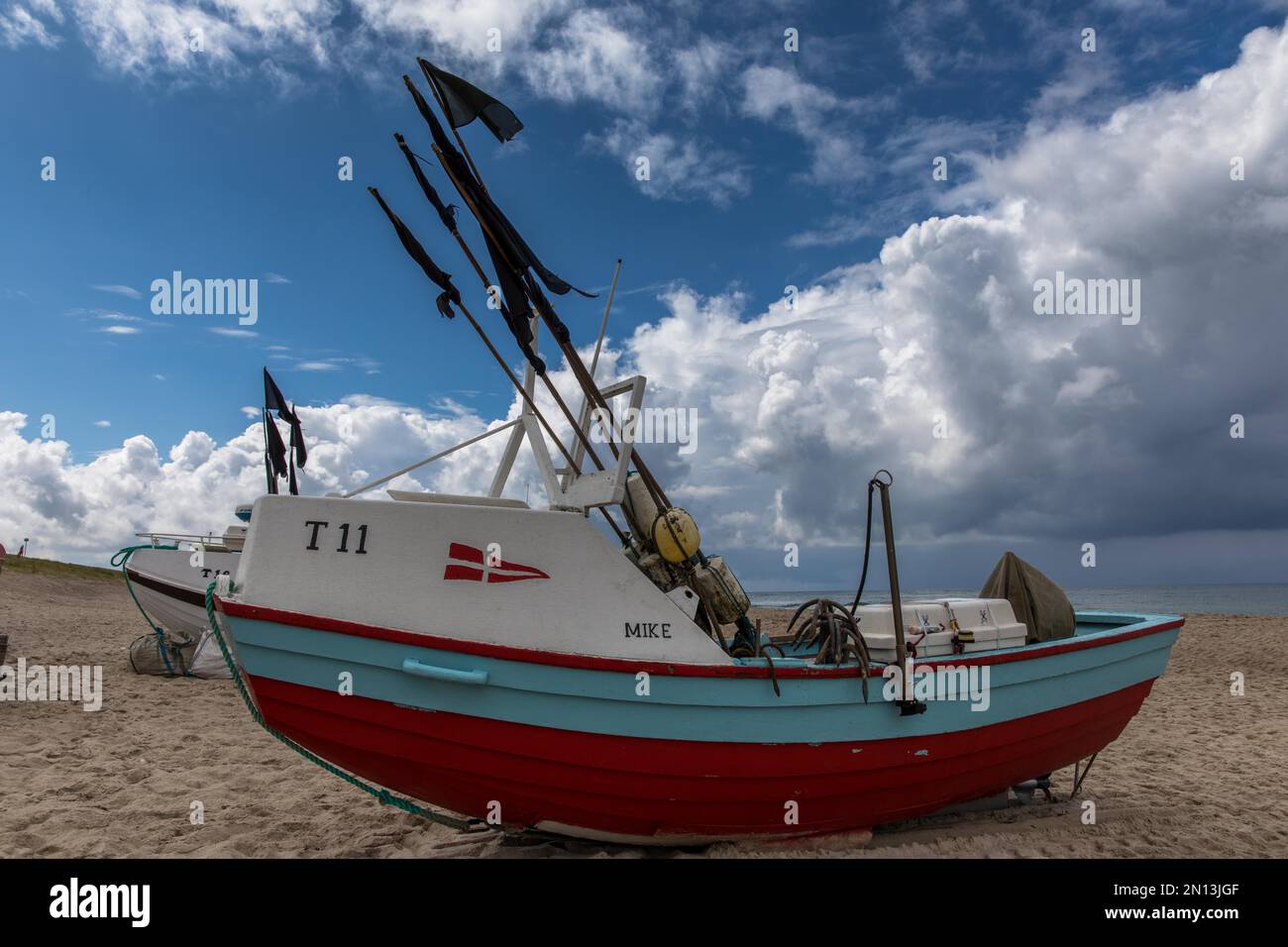 Fischerboot am Strand in Stenbjerg Landingsplads, Region Thy, Jütland, Dänemark, Europa Stockfoto