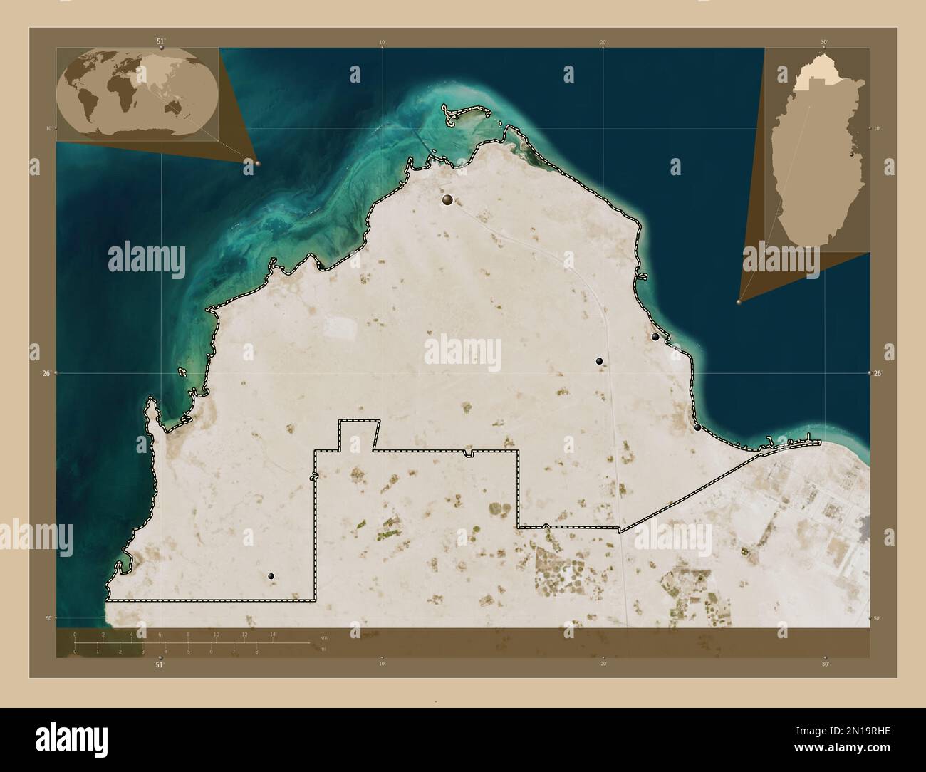 Madinat ASH Shamal, Gemeinde Katar. Satellitenkarte mit niedriger Auflösung. Standorte der wichtigsten Städte der Region. Eckkarten für zusätzliche Standorte Stockfoto