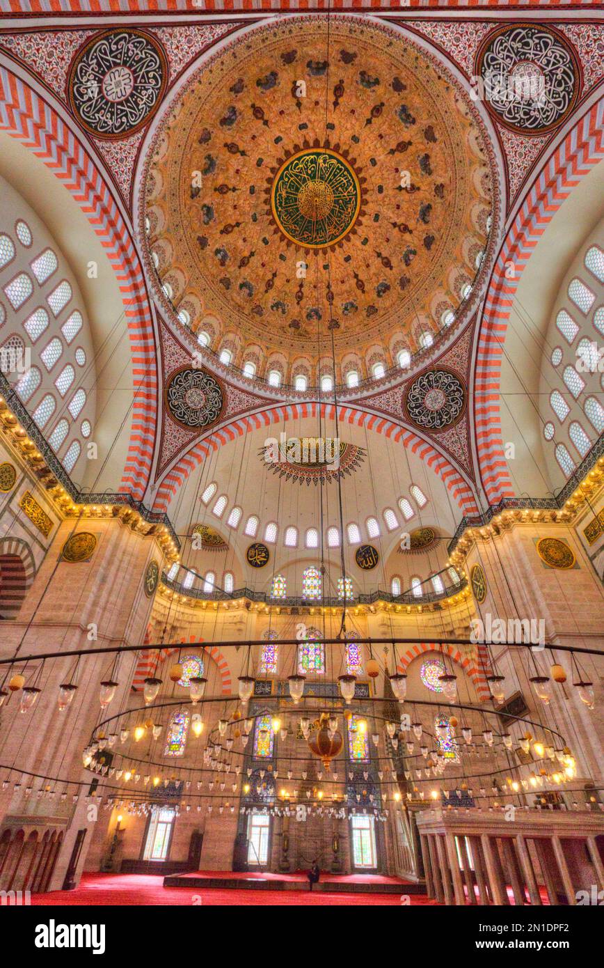 Interieur, Suleymaniye Moschee, aus dem Jahr 1550, UNESCO-Weltkulturerbe, Istanbul, Türkei, Europa Stockfoto