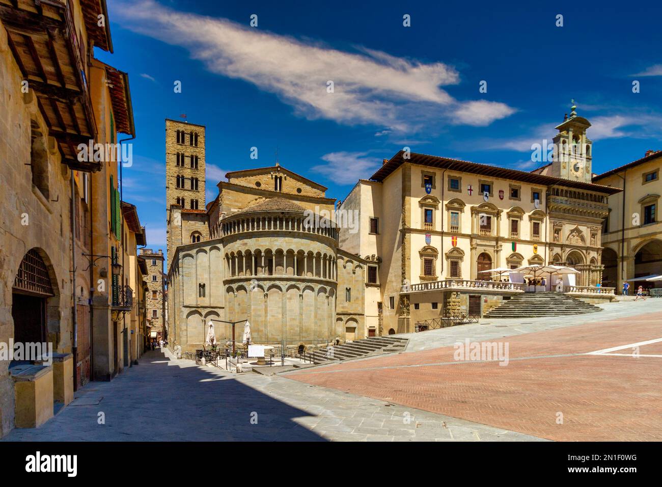Pieve di Santa Maria, Palazzo della Fraternita dei Laici, Piazza Grande, Arezzo, Toskana, Italien, Europa Stockfoto
