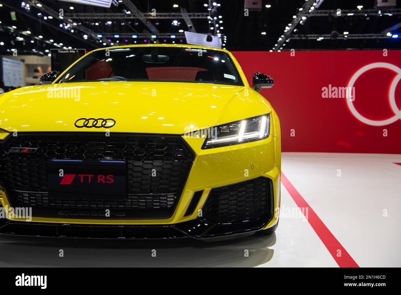 Audi TT RS wird am 30. November 39. 2022 auf der Thailand International Motor Expo 2022 in Nonthaburi, Thailand, ausgestellt. Stockfoto