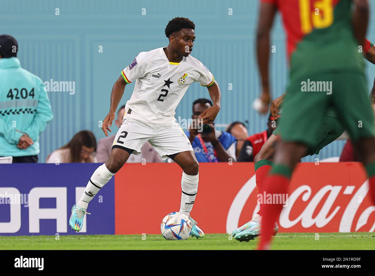DOHA, KATAR - NOVEMBER 24: Tariq Lamptey während des FIFA-Weltmeisterschafts-Katar-2022-Spiels Gruppe H zwischen Portugal und Ghana am 24. November 2022 im Stadium 974 in Doha, Katar. (Foto von MB Media) Stockfoto