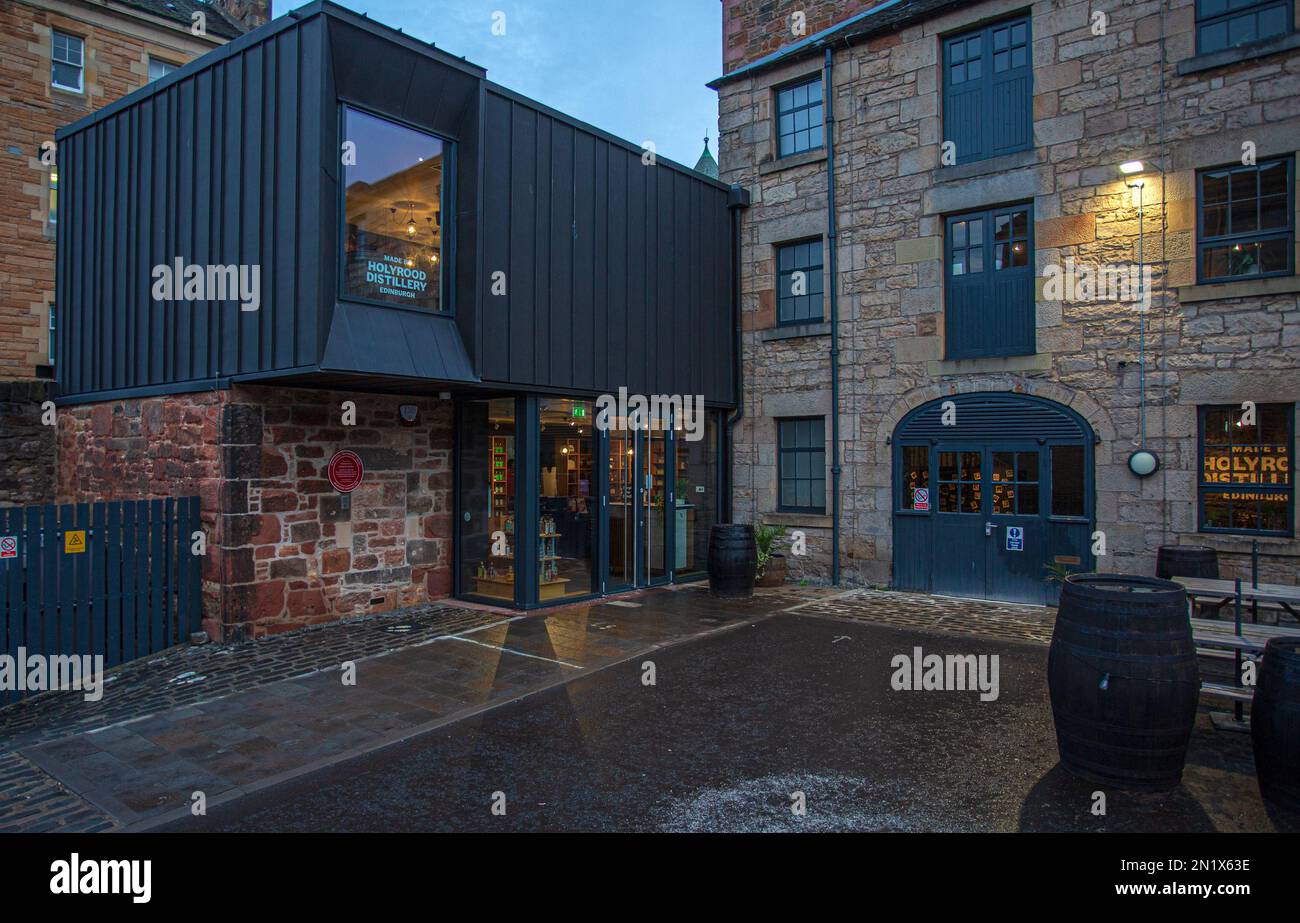 Fassade der Holyrood-Brennerei ein moderner Whisky-Hersteller im Herzen von Edinburgh , Schottland . Stockfoto