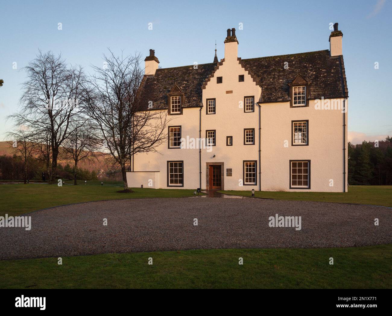 Berühmtes Easter Elchies House auf dem Gelände der Whiskybrennerei Macallan in CRAIGELLACHIE Scotland, Großbritannien Stockfoto