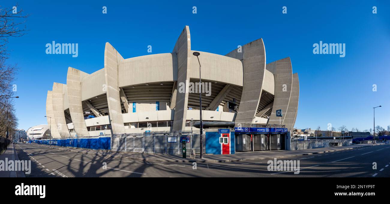 Außenansicht des Parc des Princes, französisches Stadion, in dem der Fußballclub Paris Saint-Germain untergebracht ist Stockfoto