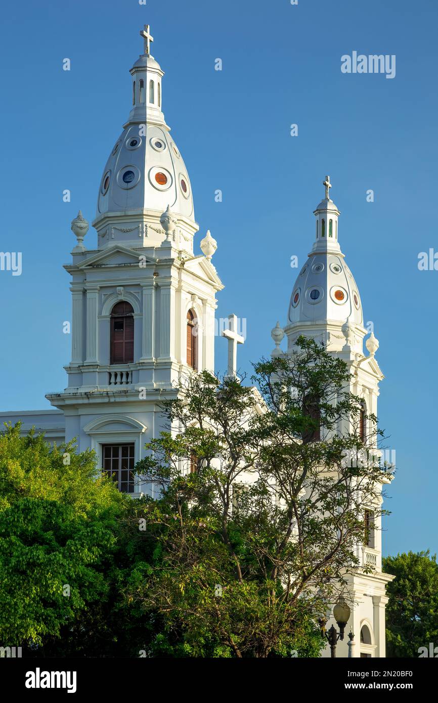 Glockentürme, Ponce Kathedrale (unsere Liebe Frau von Guadalupe), Ponce, Puerto Rico Stockfoto