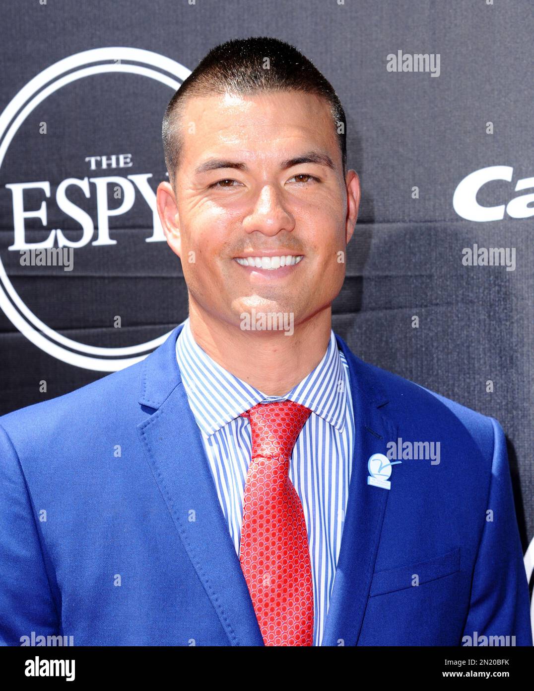 Baseball player Jeremy Guthrie, of the Kansas City Royals, arrives at the ESPY Awards at the Microsoft Theater on Wednesday, July 15, 2015, in Los Angeles. (Photo by Richard Shotwell/Invision/AP) Stockfoto