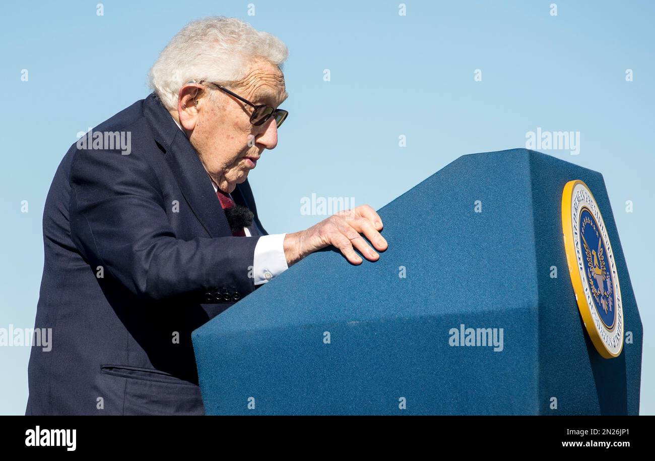 Simi Valley, Kalifornien, USA. 06. Februar 2023. Dr. HENRY KISSINGER, 99, gibt zum 112. Geburtstag von Ronald Reagan in der Präsidentenbibliothek von Ronald Reagan eine Grundsatzrede. (Kreditbild: © Brian Cahn/ZUMA Press Wire) NUR REDAKTIONELLER GEBRAUCH! Nicht für den kommerziellen GEBRAUCH! Stockfoto