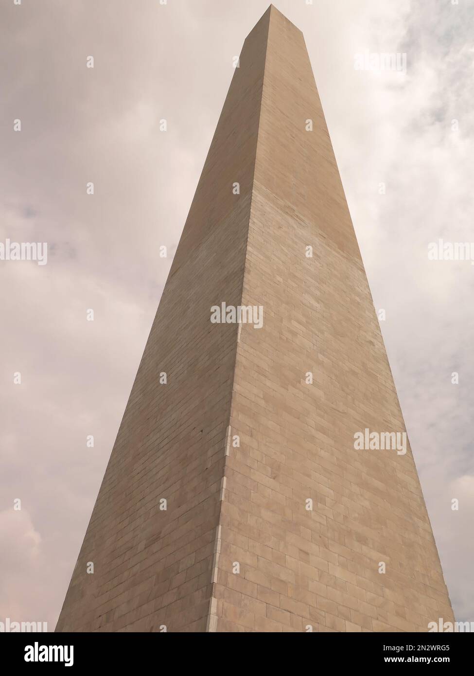 Washington Obelisk von unten Stockfoto