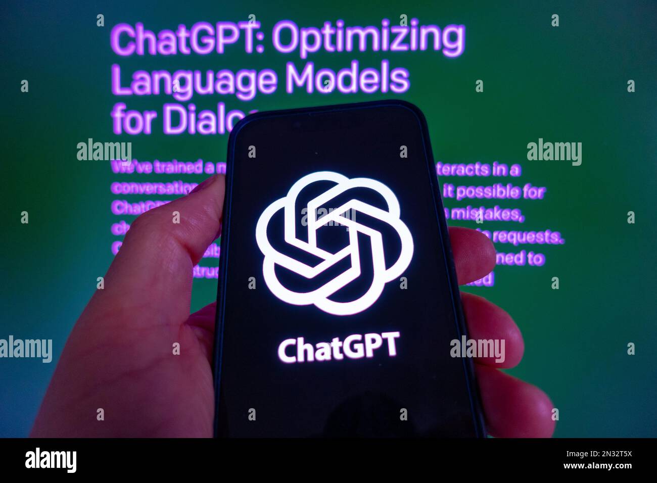 OpenAI ChatGPT-Logo auf dem Mobiltelefon Stockfoto
