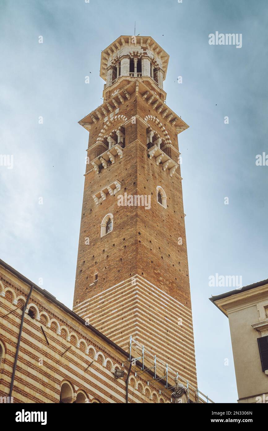 Lamberti Tower Verona Stockfoto