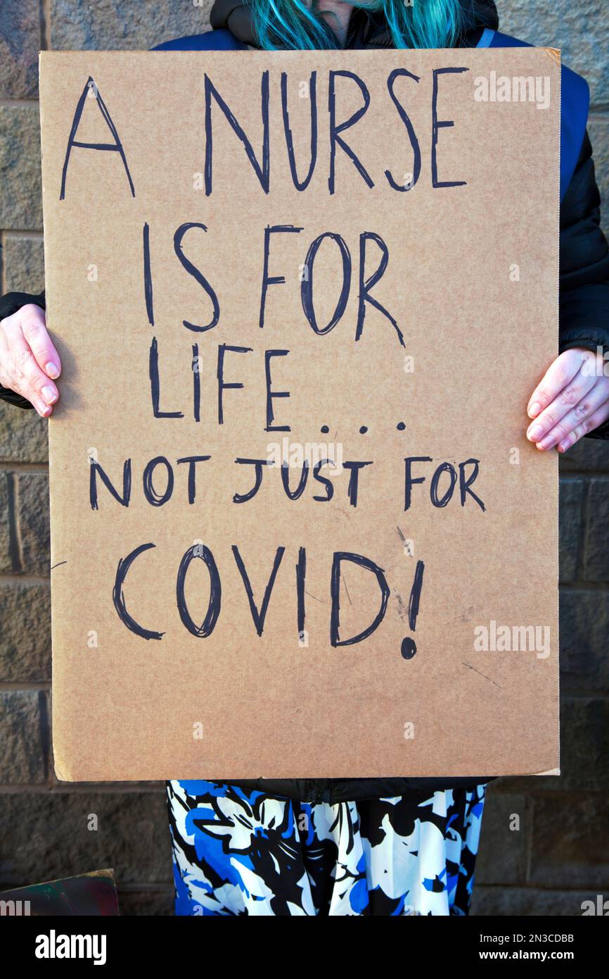 Krankenschwestern am Streikposten vor dem Sheffield Children's Hospital, 6. Februar 2023 Stockfoto