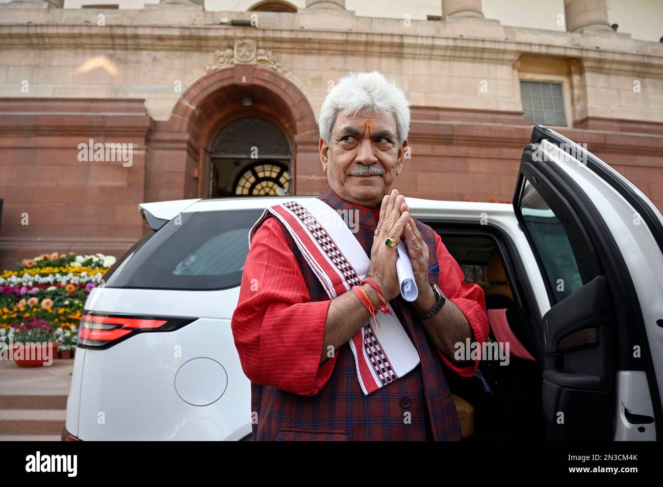 Neu-Delhi, Indien. 07. Februar 2023. NEW DELHI, INDIEN - FEBRUAR 7: J & K LT Governor Manoj Sinha im Parliament House Complex, am 7. Februar 2023 in Neu-Delhi, Indien. (Foto: Sanjeev Verma/Hindustan Times/Sipa USA) Guthaben: SIPA USA/Alamy Live News Stockfoto