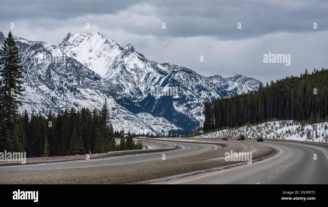 Trans-Canada Highway durch Banff National Park, Alberta, Kanada; Improvement District No. 9, Alberta, Kanada Stockfoto