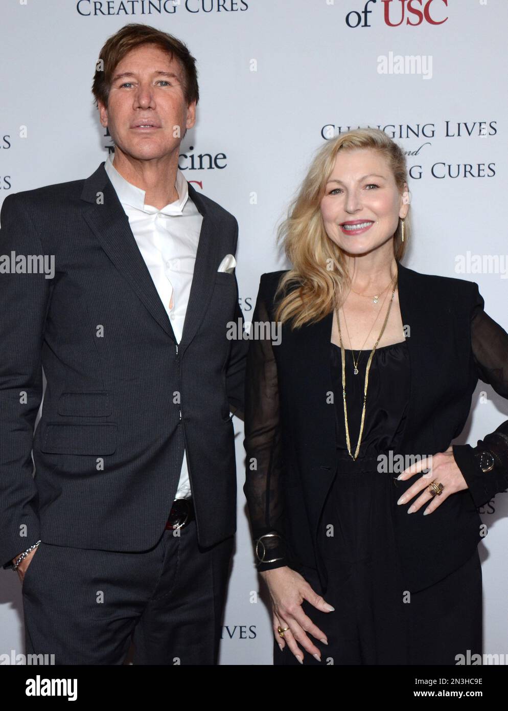Dr. Lawrence Piro and Tatum O'Neal arrive at Changing Lives And Creating Cures Gala at The Beverly Wilshire Hotel on Thursday, November 20, 2014, in Beverly Hills, California. (Photo by Tonya Wise/Invision/AP) Stockfoto