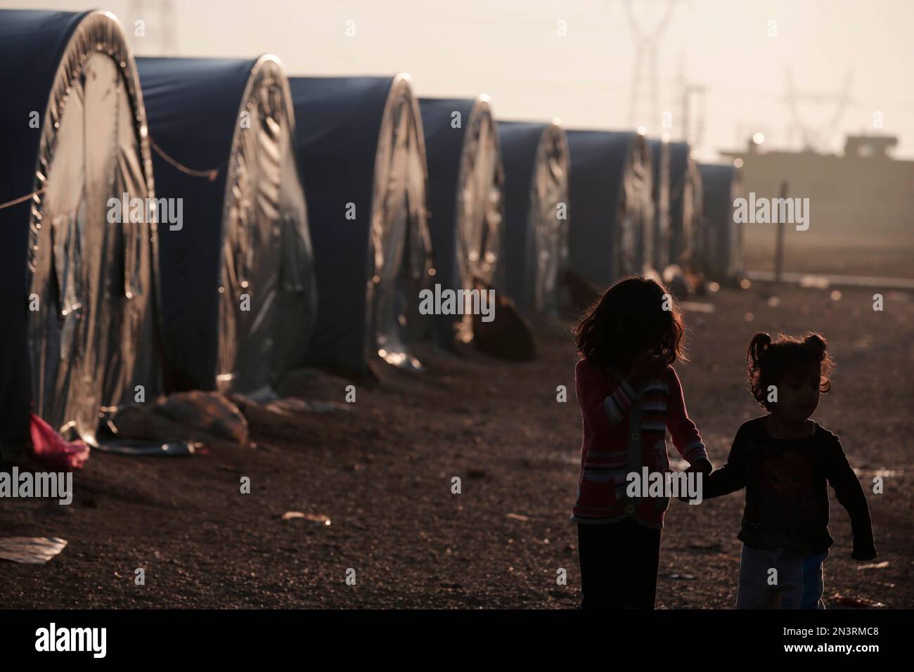 Syrian Kurdish Refugee Children Who Fled Fighting In Kobani, Syria ...