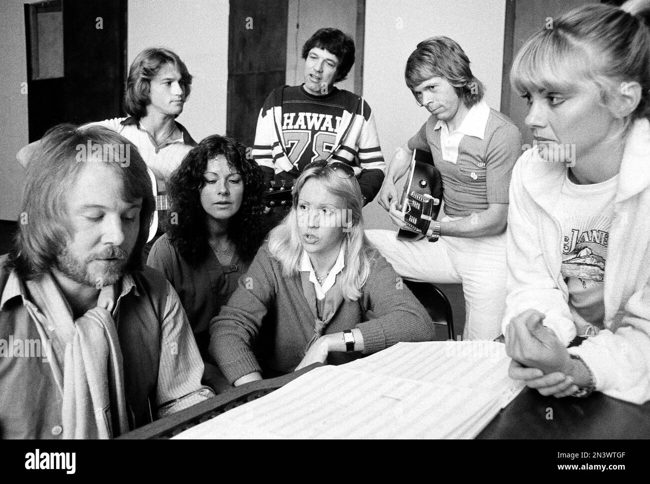Swedish pop group ABBA are pictured during rehearsals for the "Olivia! TV  Special," with fellow pop stars Olivia Newton-John, right and Andy Gibb,  background left, May 1, 1978. From left: Benny Andersson,