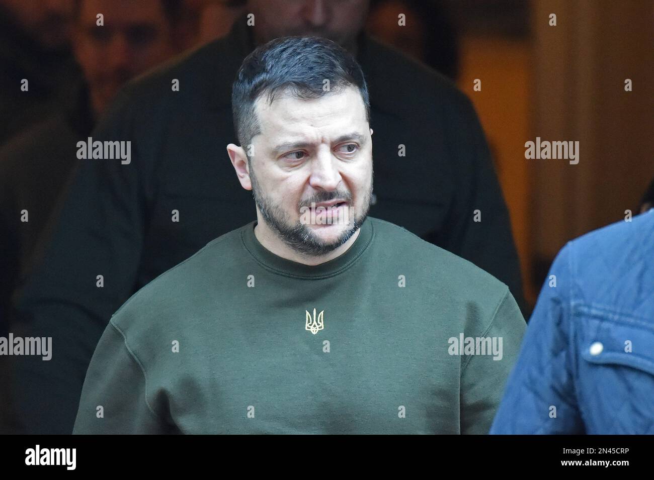 London, Großbritannien. 8. Februar 2023. Der ukrainische Präsident Volodymyr Zelensky besucht das Vereinigte Königreich überraschend, zum ersten Mal seit der Invasion seines Landes durch Russland im Jahr 2022, um ein Treffen mit dem Premierminister des Vereinigten Königreichs Rishi Sunak in der Downing Street abzuhalten. Kredit: MARTIN DALTON/Alamy Live News Stockfoto