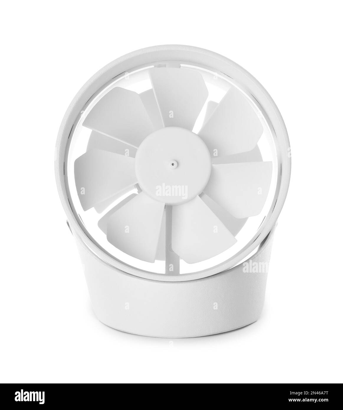 Tragbarer Lüfter isoliert auf weiß. Sommerhitze Stockfoto