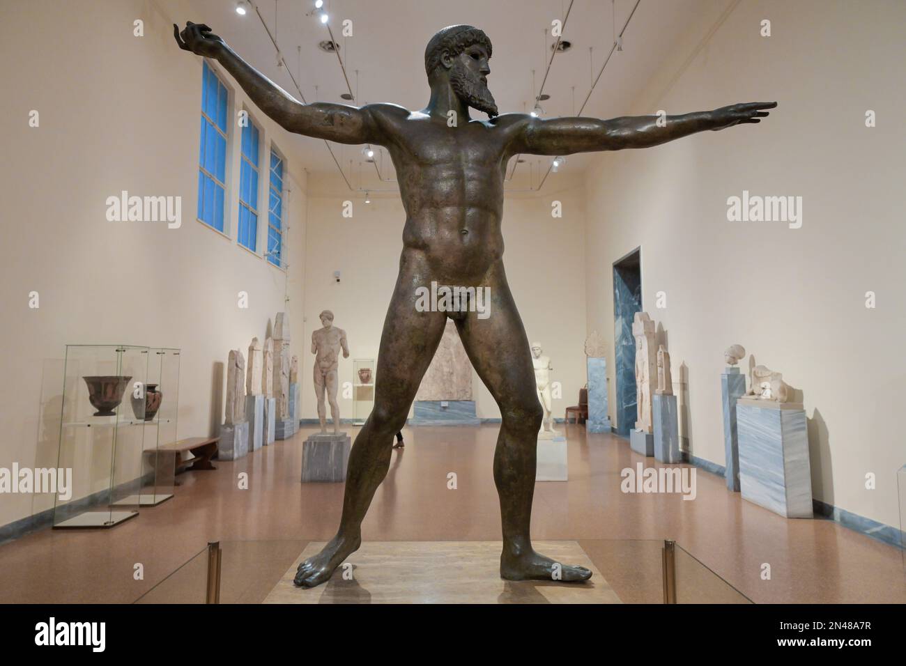 Statue des Poseidon vom Kap Artemision, Archäologisches Nationalmuseum, Athen, Griechenland Stockfoto