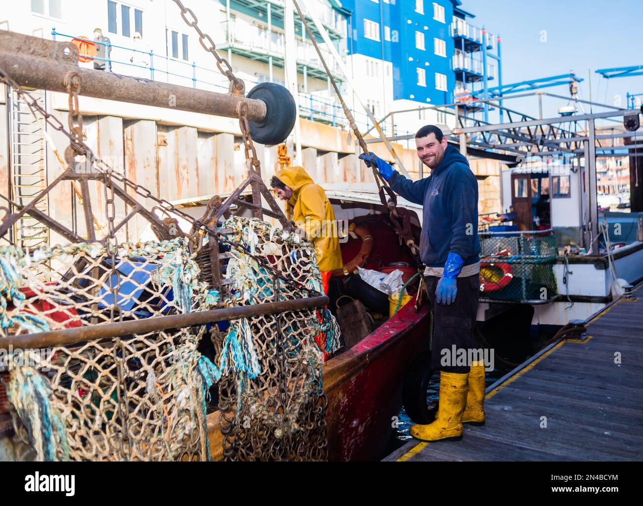 Angeltrawler im Yachthafen von Exmouth. Stockfoto