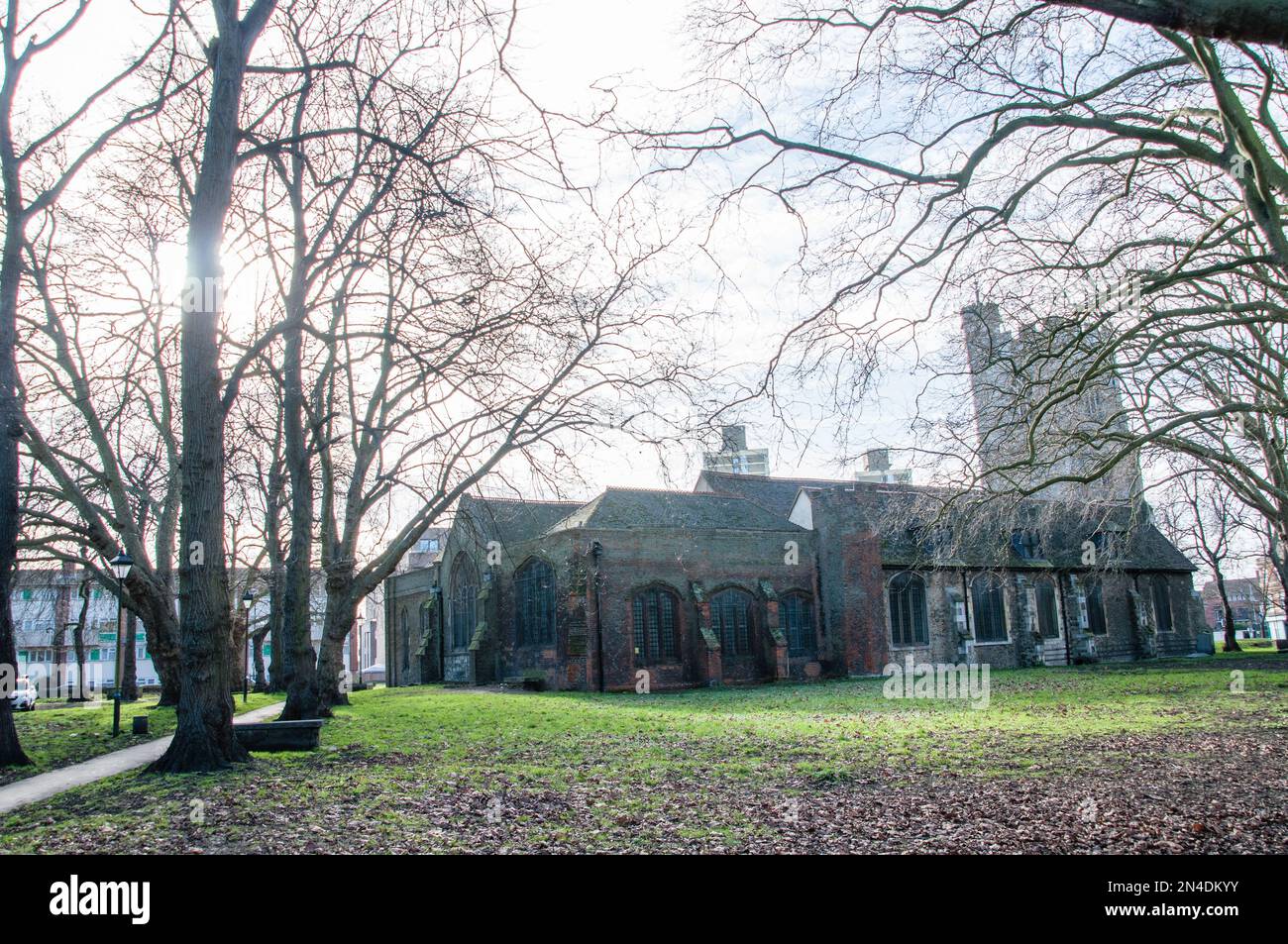 Tower of All Saints, West Ham ist die Kathedrale von Newham, und die christliche Gottesanbetung floriert hier seit 1130 Stockfoto