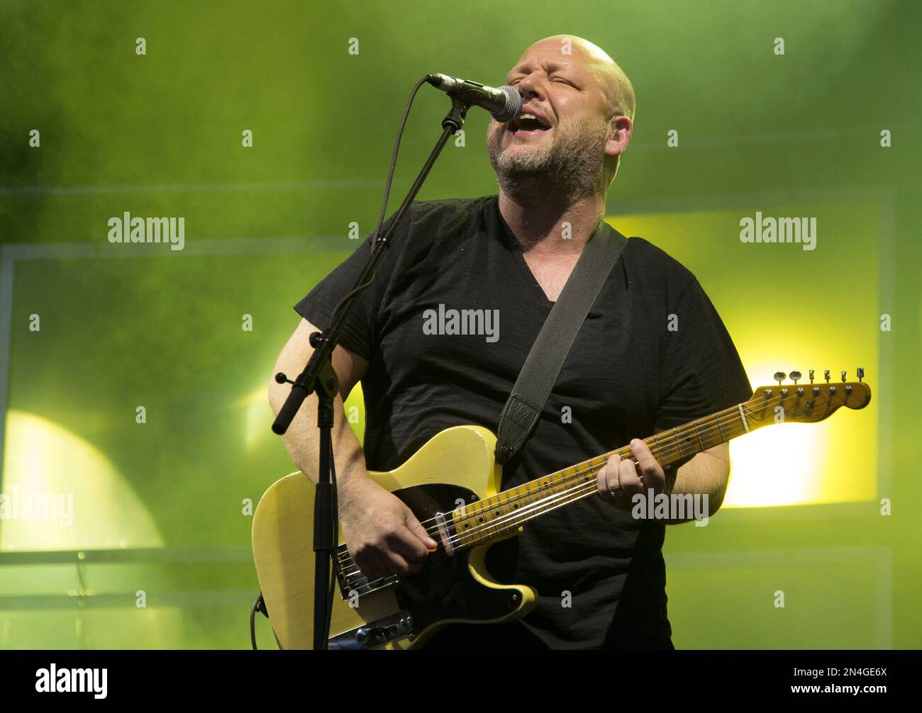 Black Francis of the Pixies performs on the stage at Glastonbury music festival, England, Saturday, June 28, 2014. More than 175,000 are expected to have arrived at Worthy Farm in Pilton to watch hundreds of acts amongst headliners, Arcade Fire, Metallica and Kasabian.(Photo by Joel Ryan/Invision/AP) Stockfoto