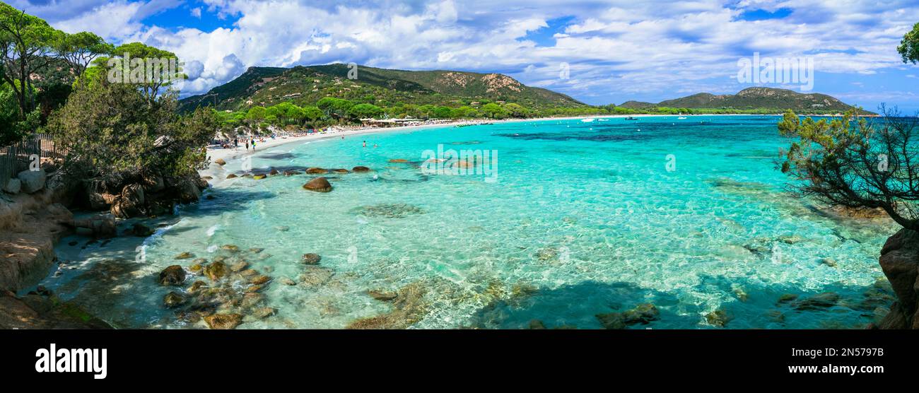 Die besten Strände der Insel Korsika - wunderschönes Tamaricciu mit kristallklarem türkisfarbenem Wasser. Tropische Meereslandschaft Stockfoto