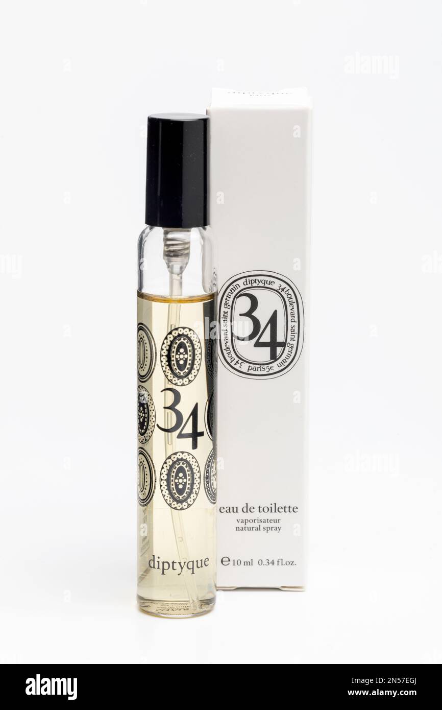 Eine Flasche Diptyque 34 Eau de Toilette, Naturspray. Stockfoto