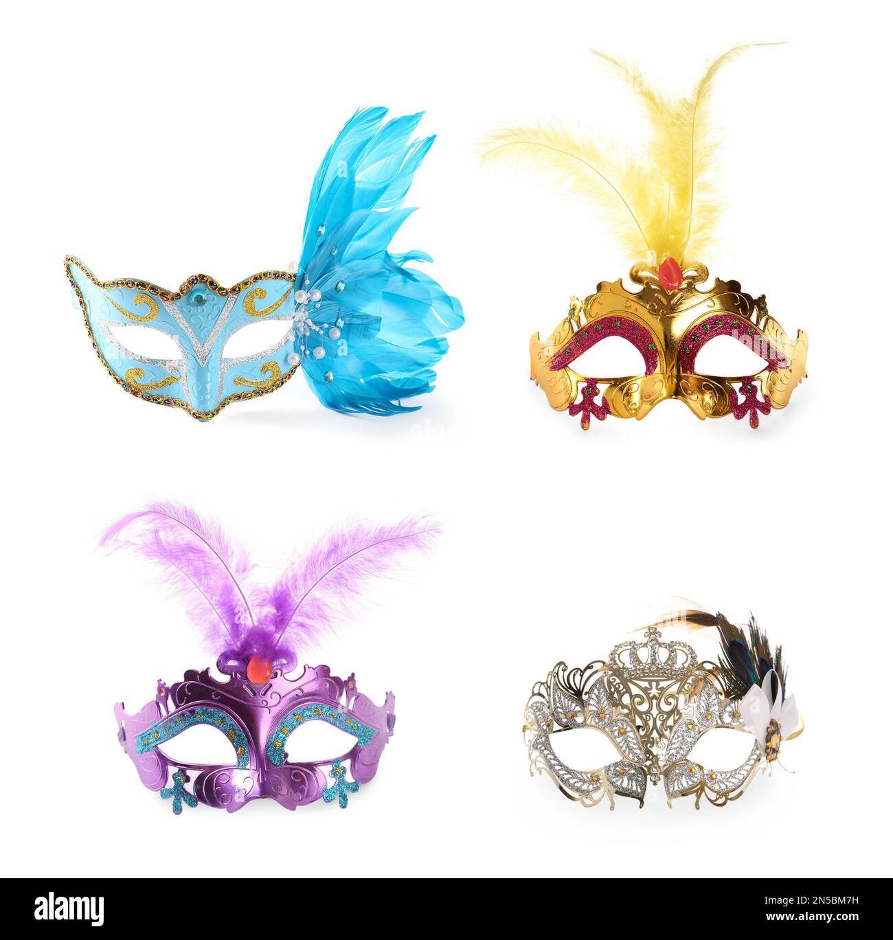 Set mit wunderschönen Karnevalsmasken auf weißem Hintergrund Stockfoto