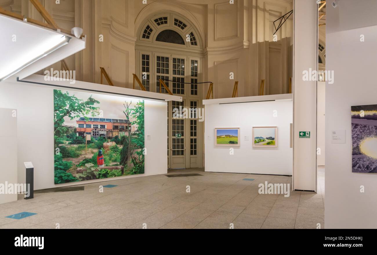 Ausstellung „Infinite Beauty“: Die Landschaft Italiens von romantischer Malerei bis hin zur Ausstellung zeitgenössischer Kunstwerke in der Reggia di Venaria. Stockfoto