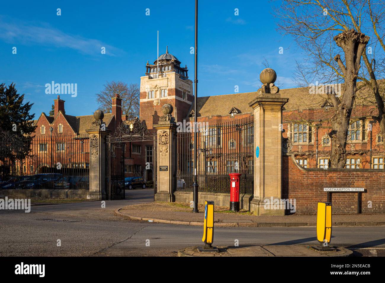 Westminster College Cambridge ist eine theologische Hochschule der Vereinigten Reformierten Kirche oder URC. Gegründet in London, zog es 1899 nach Cambridge. Stockfoto